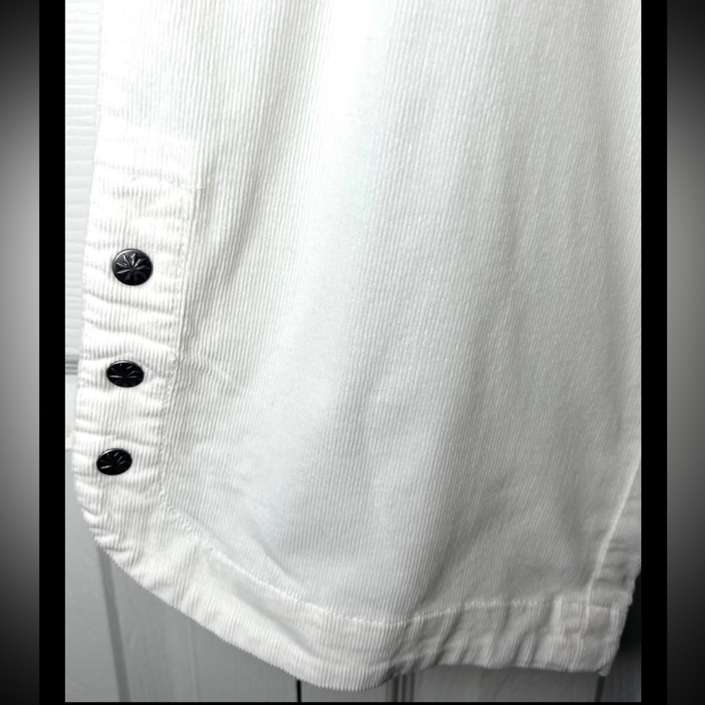 ATHLETA Pants Cropped Capri Corduroy Embroidered Seaside White Pink Short - Picture 5 of 10